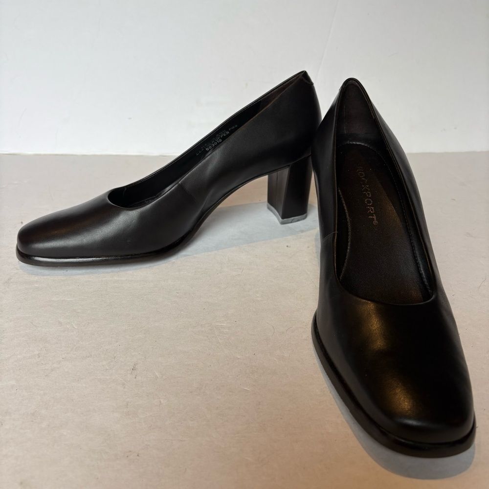Rockport Women's Black Leather Block Heel Pumps Slip On size 8 1/2W
